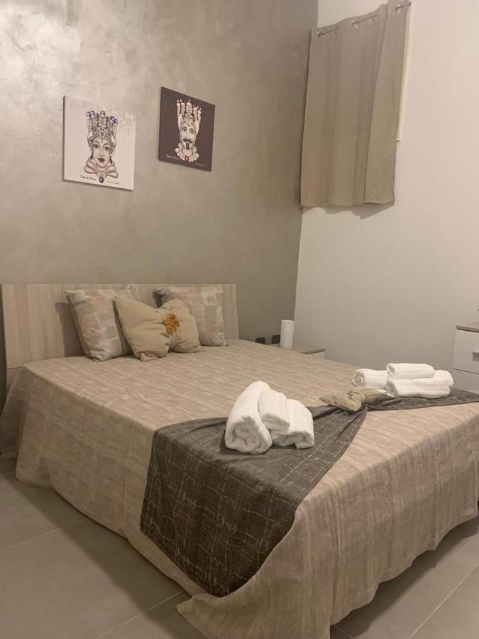La Pietra Di Giada Villa Syrakusa Exteriör bild